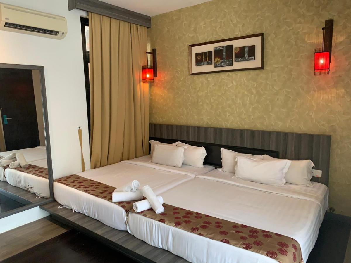 I Garden Hotel อิโปห์ ภายนอก รูปภาพ