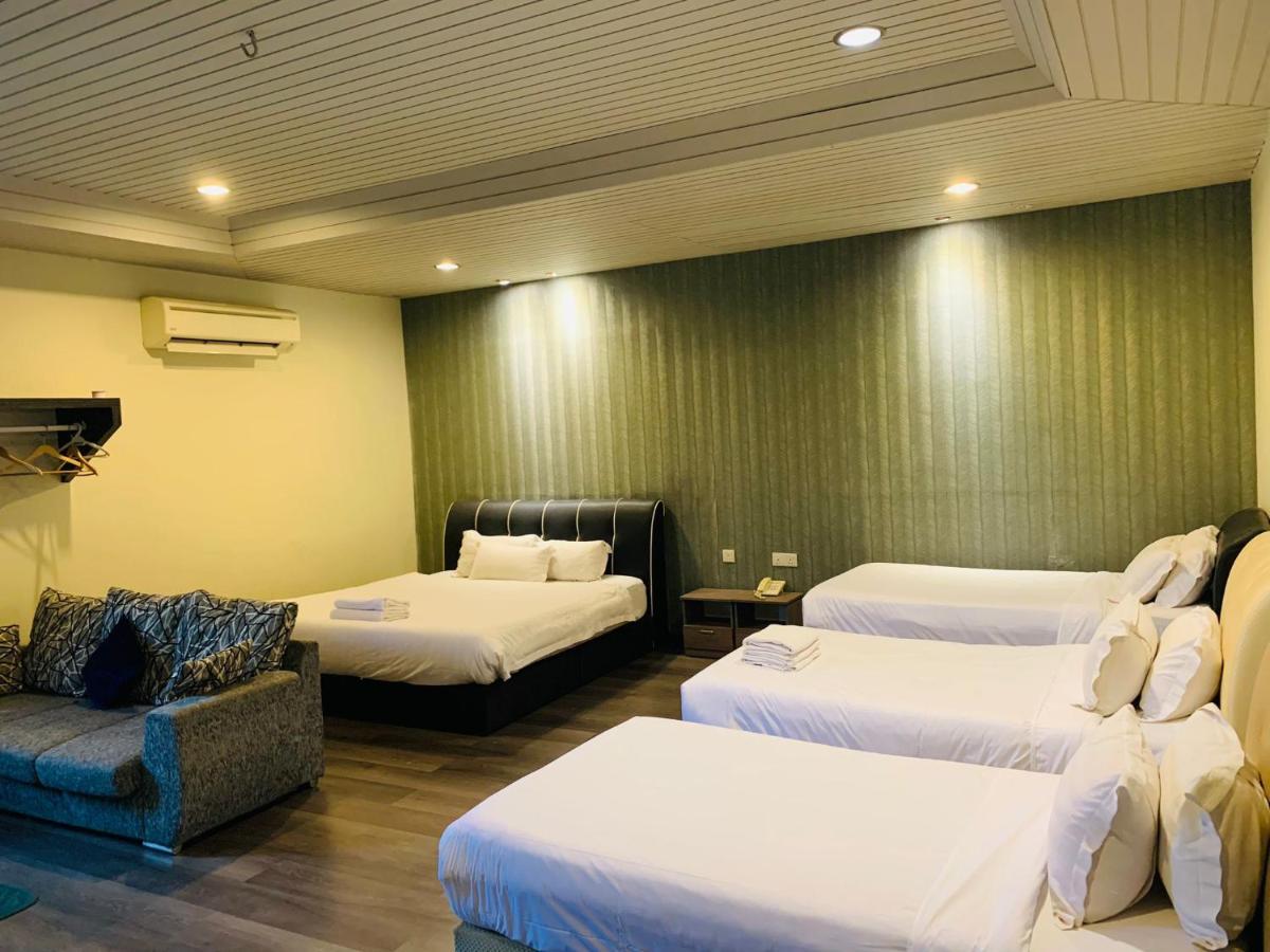 I Garden Hotel อิโปห์ ภายนอก รูปภาพ